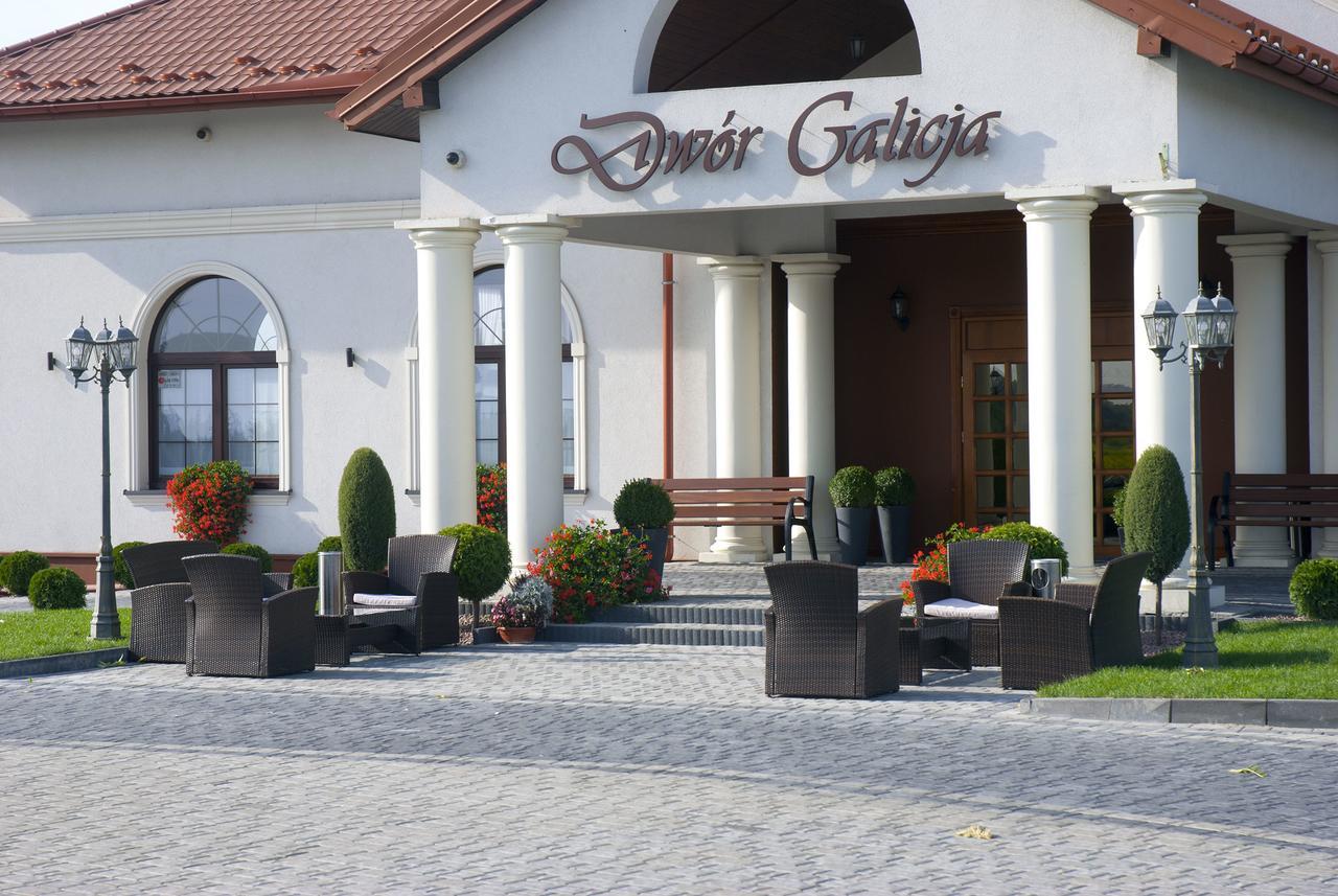Hotel Dwor Galicja Stalowa Wola Exterior foto